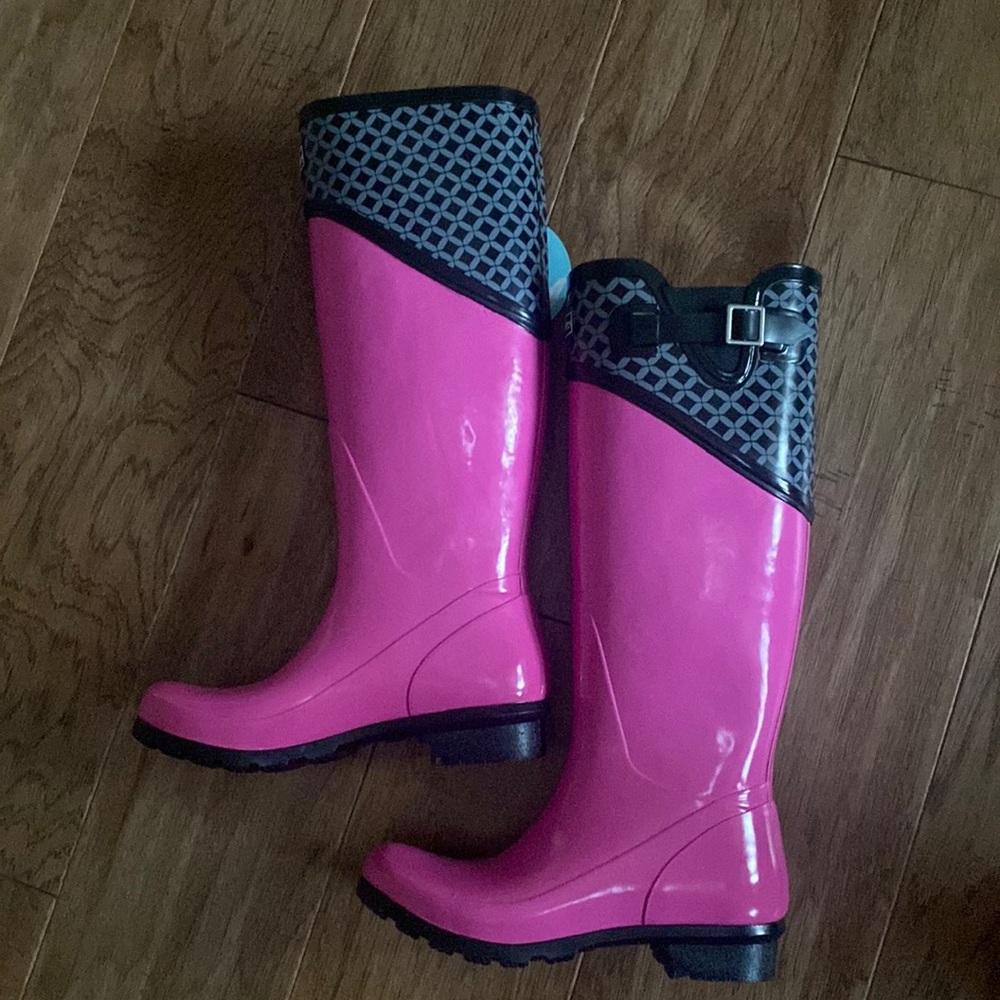 Rain boots